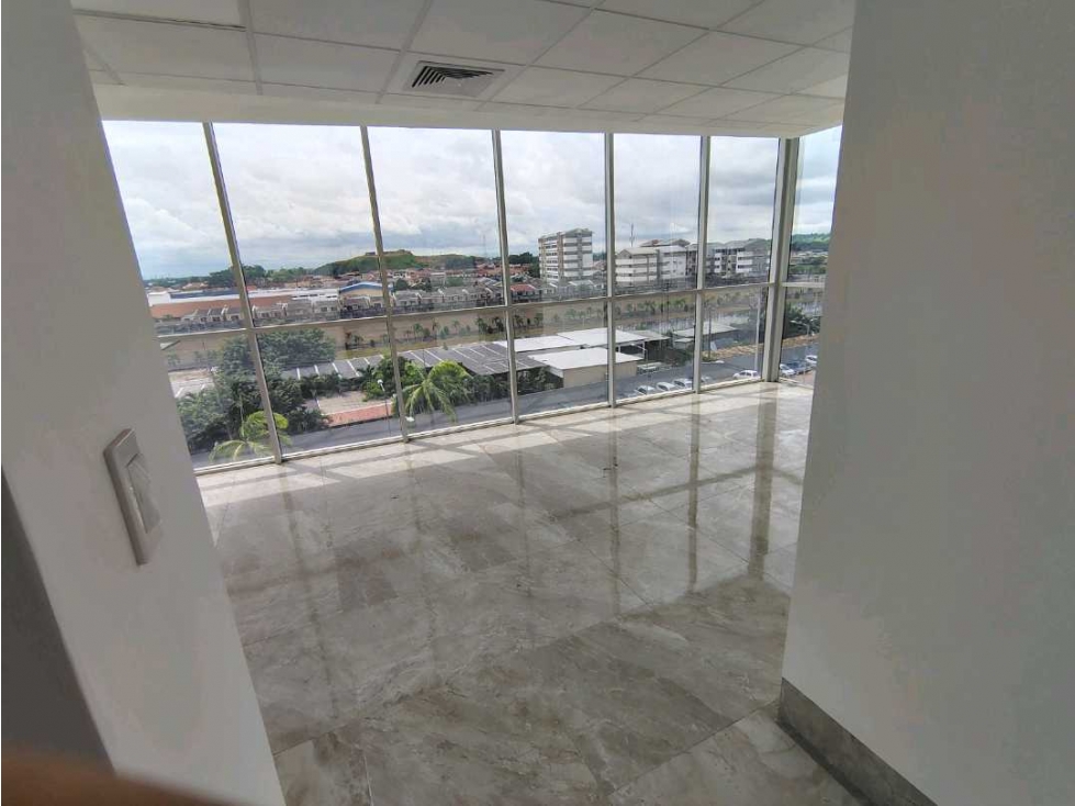 Venta de oficina premium por estrenar en Ciudad Milenium - 2