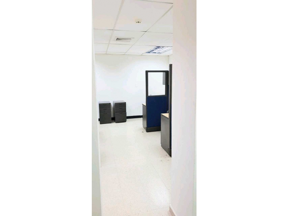 VENTA DE OFICNA EN BETHANIA - 3