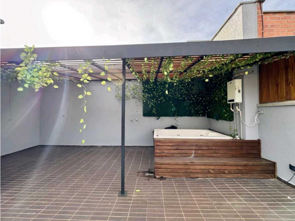 VENTA DE PENTHOUSE DUPLEX ENVIGADO BRUJAS CON TERRAZA UNIDAD COMPLETA — foto 2