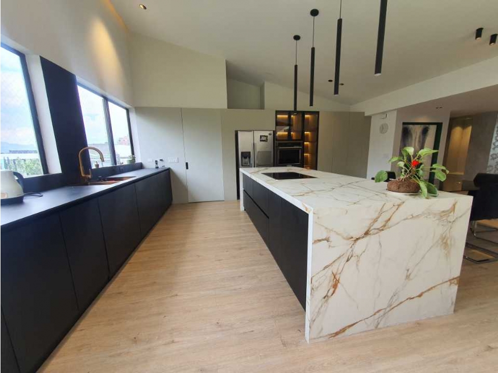 Venta de penthouse en El Campestre. Reformado y muy amplio. — foto 4