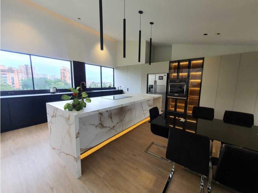 Venta de penthouse en El Campestre. Reformado y muy amplio. — foto 5