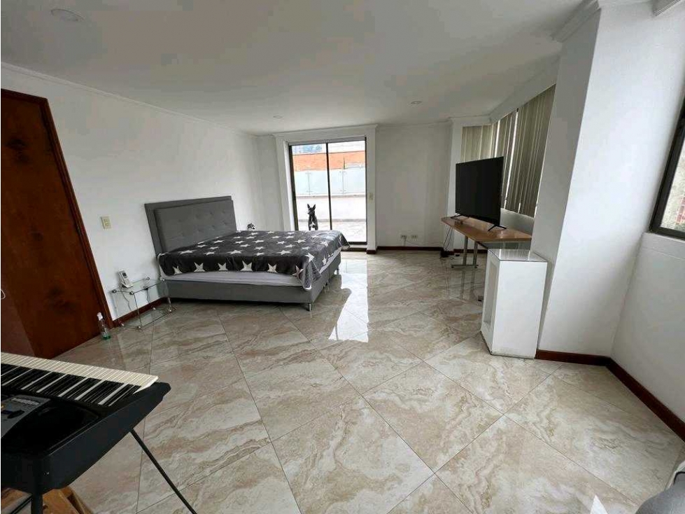 VENTA DE PENTHOUSE DUPLEX EN LA LOMA DEL TESORO. — foto 5