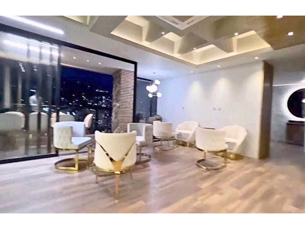 VENTA DE PENTHOUSE NUEVO DE LUJO EN LAS PALMAS, MEDELLÍN — foto 5