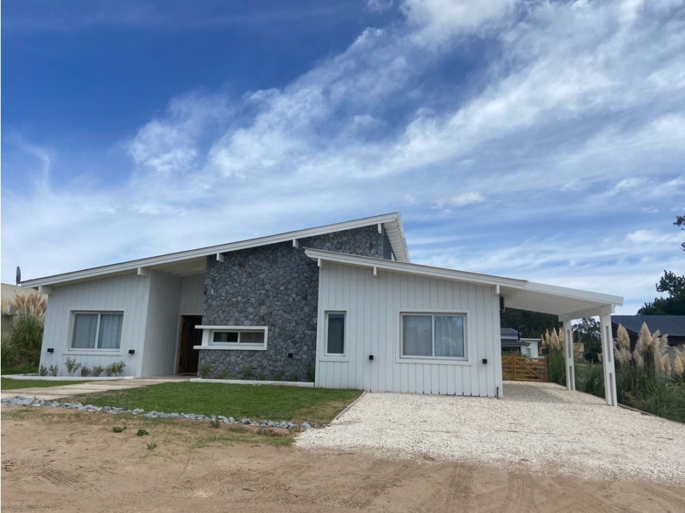 CASA EN VENTA COSTA ESMERALDA- LOTE 261 ECUESTRE