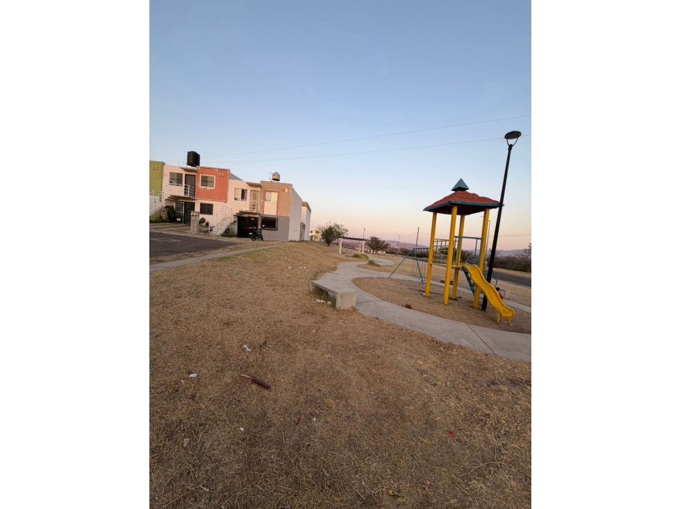 VENTA DE PROPIEDAD EN ESQUINA VISTAS DEL PEDREGAL , TONALÁ, JAL. - 6