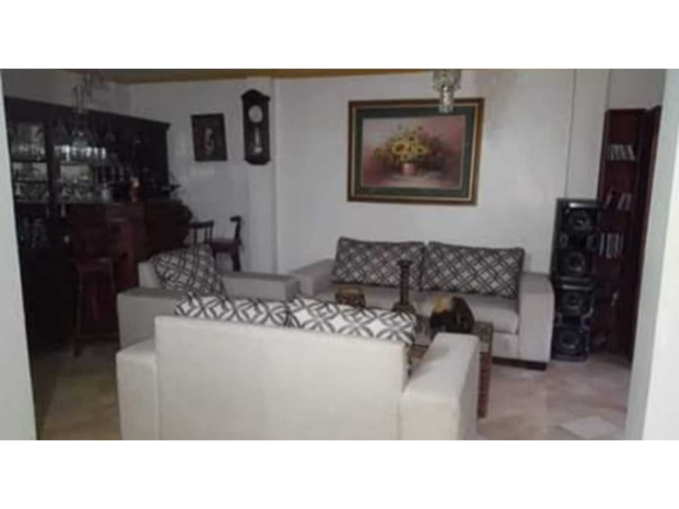 Venta, Casa Esquinera Comercial Semiamoblada, Cdla. Abel Gilbert 3 - 2