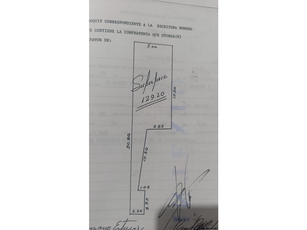 VENTA DE PROPIEDAD PARA REMODELAR EN@EL@CENTRO DE TLAQUEPAQUE, JAL. - 2