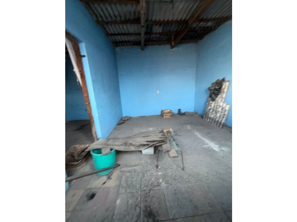 VENTA DE PROPIEDAD PARA REMODELAR EN@EL@CENTRO DE TLAQUEPAQUE, JAL. - 6