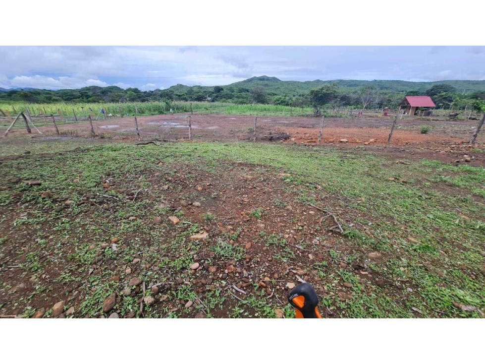 VENTA DE TERRENO - 2