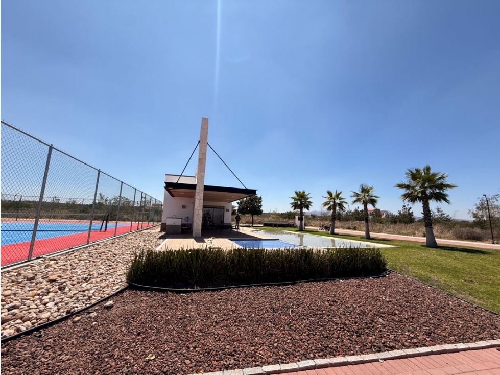 VENTA DE TERRENO CIUDAD MADERAS SUR II - 4