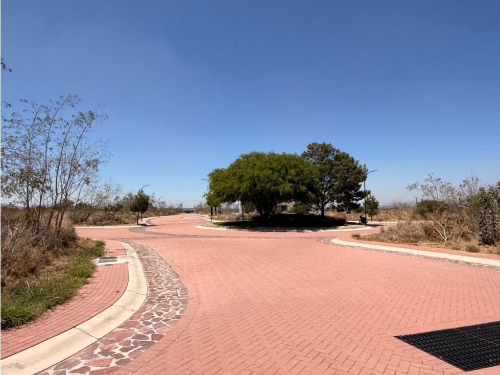 VENTA DE TERRENO CIUDAD MADERAS SUR II - 5