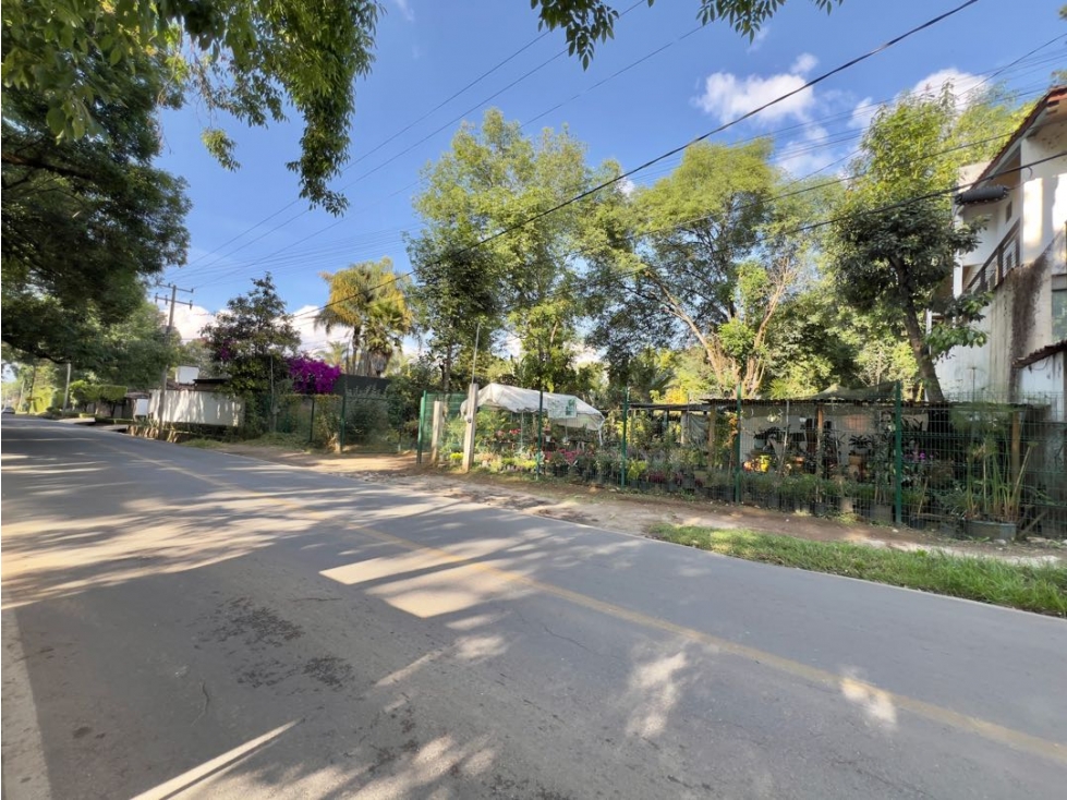 VENTA DE TERRENO COMERCIAL CON TOPOGRAFIA PLANA | AVANDARO — foto 2
