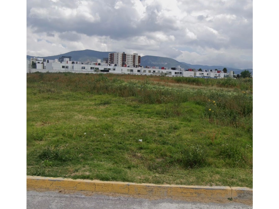 Venta Terreno Comercial de 2,425 m² cerca de Zona Plateada