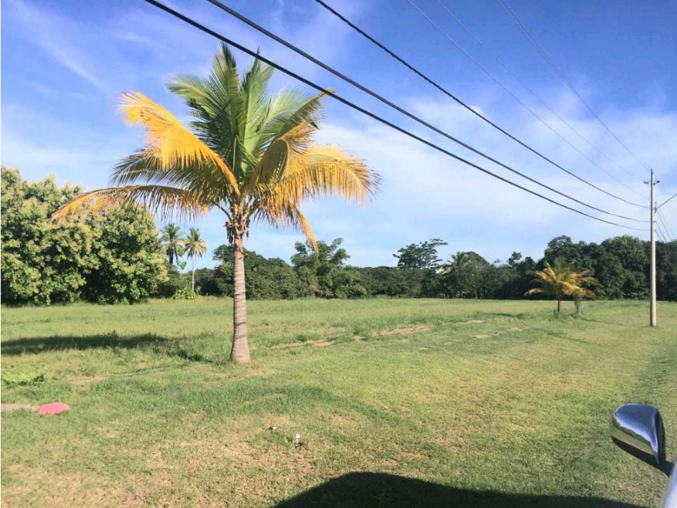 VENTA DE TERRENO DE PLAYA SOL Y MAR - 2