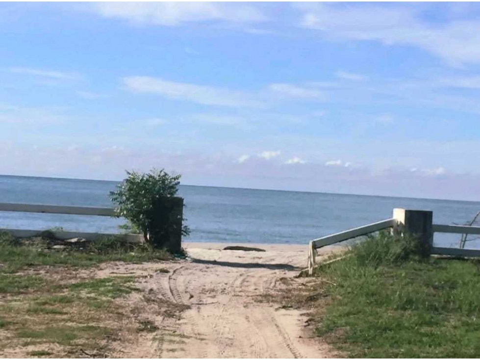 VENTA DE TERRENO DE PLAYA SOL Y MAR - 6