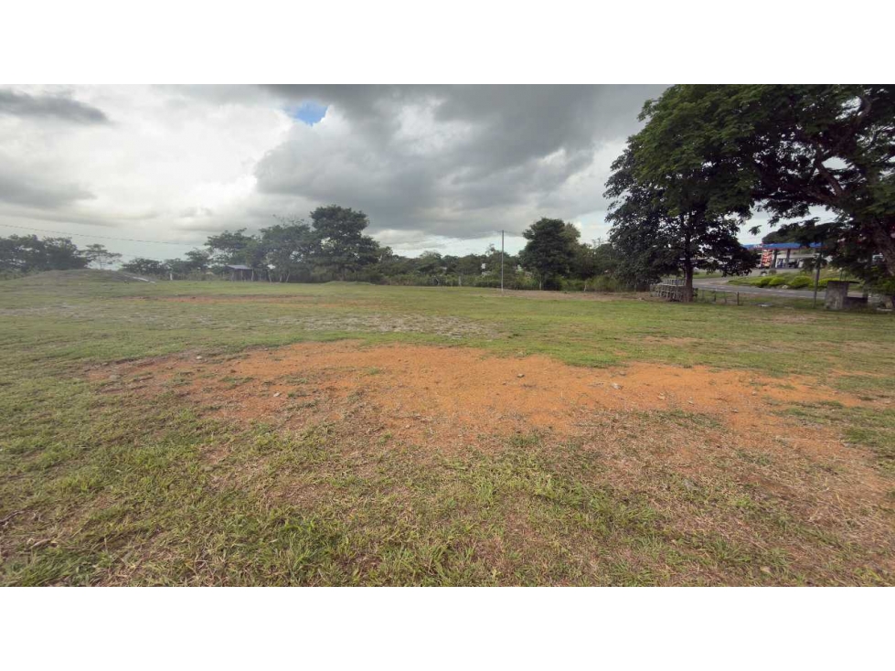 VENTA DE TERRENO EN ALGARROBOS - 4