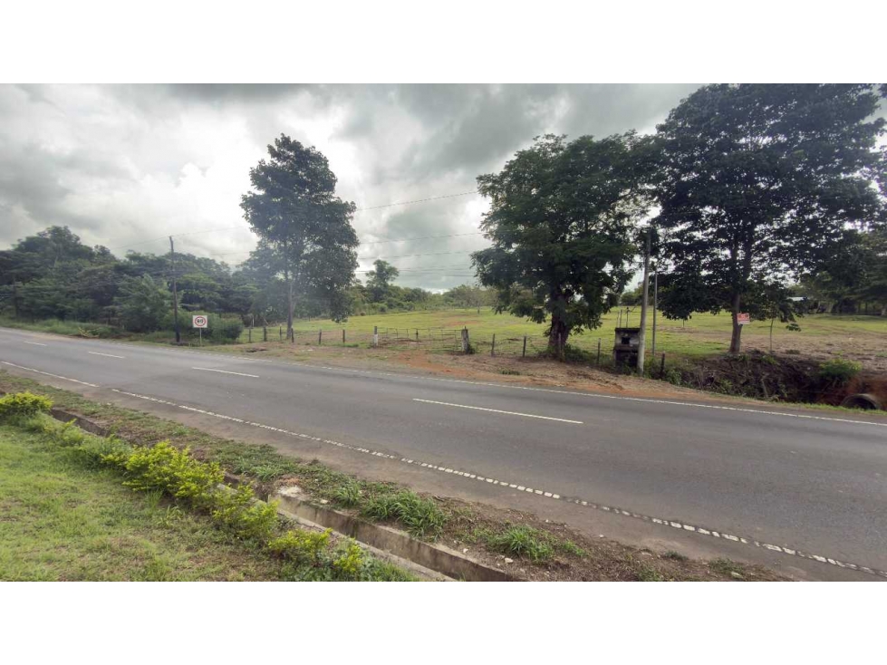 VENTA DE TERRENO EN ALGARROBOS - 5
