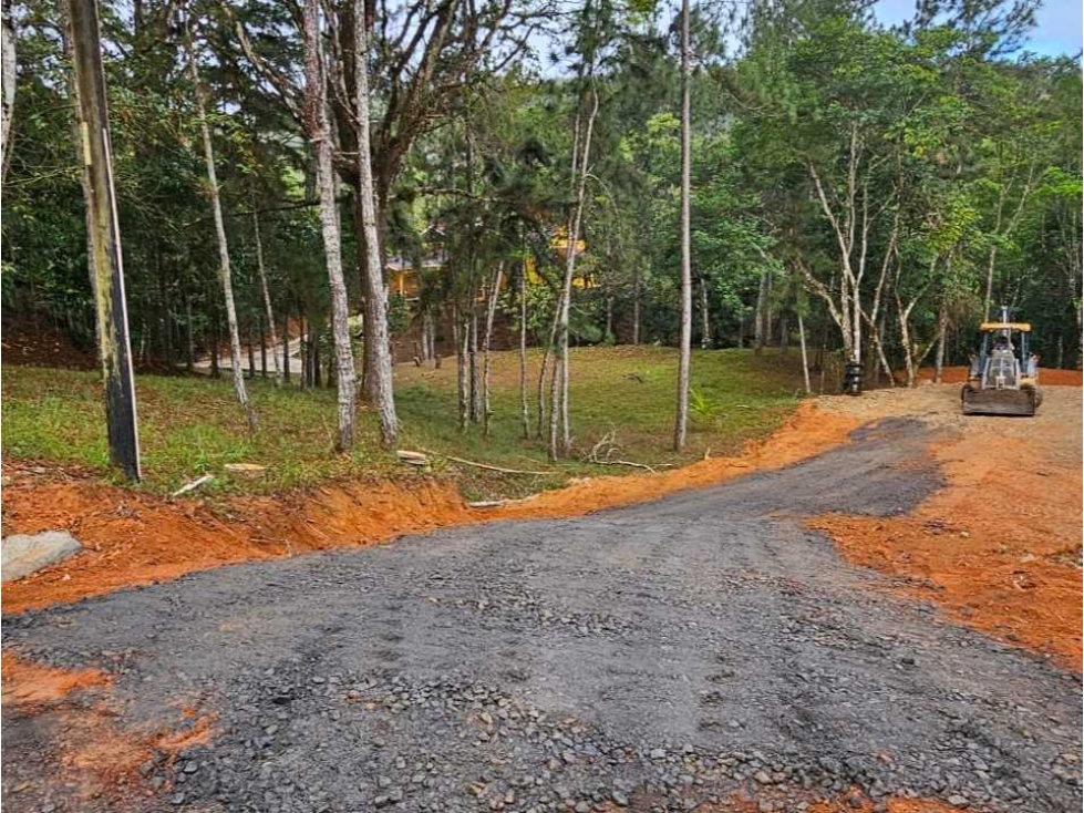 VENTA DE TERRENO EN ALTOS DE CERRO AZUL 1273M2 NRR - 4