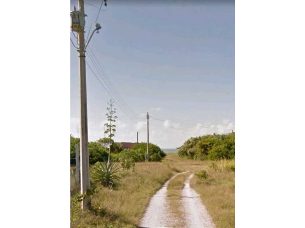 VENTA DE TERRENO EN LAS PLAYAS DE CELESTUN EN SEGUNDA FILA - 2