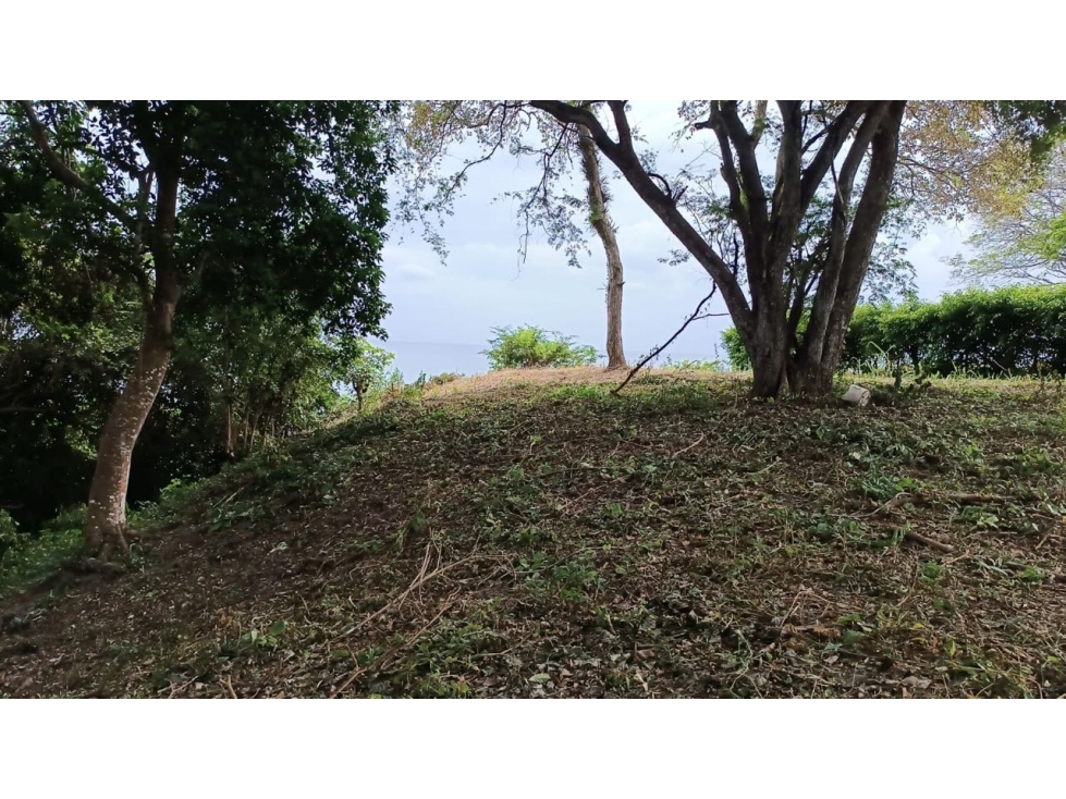 VENTA DE TERRENO EN PLAYA CHUMICO RIO HATO, COCLÉ, 6360M2 JP - 4