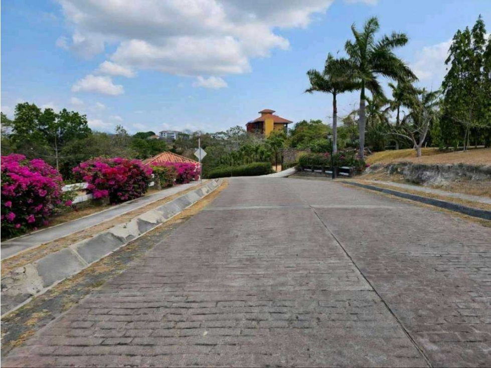 VENTA DE TERRENO EN PUNTA BARCO PRECIO DE OPORTUNIDAD 925m2 JP — foto 3