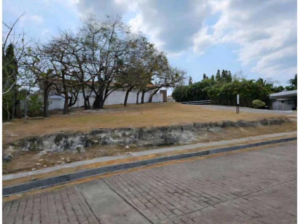 VENTA DE TERRENO EN PUNTA BARCO PRECIO DE OPORTUNIDAD 925m2 JP — foto 4