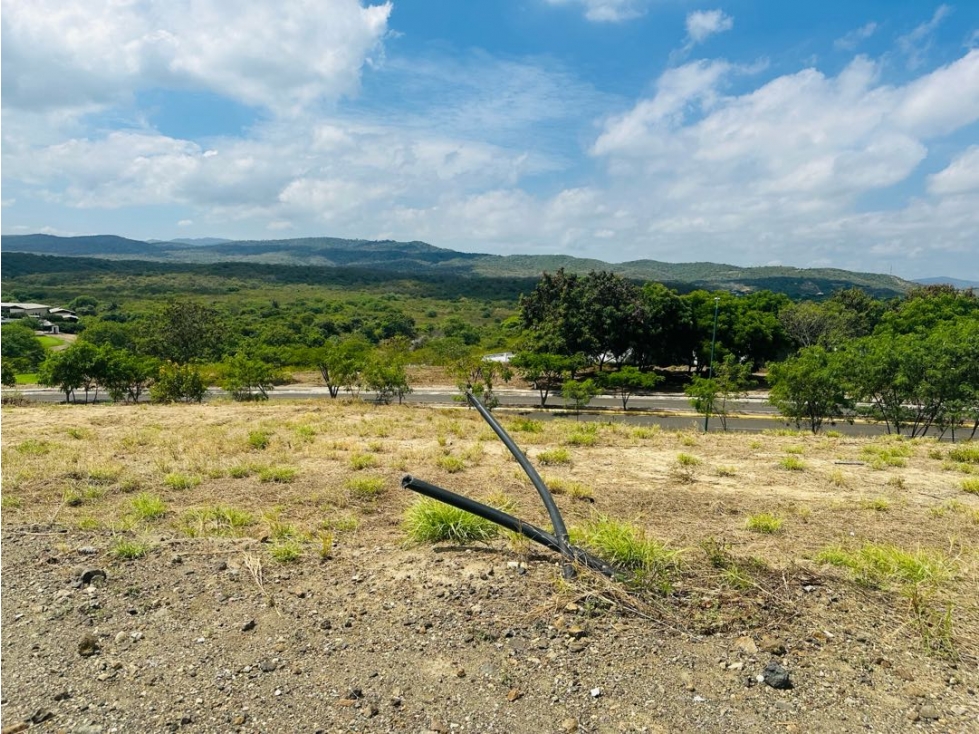 Terreno pendiente positiva de venta Urb. Montecristi Golf Club-Manabí. — foto 3