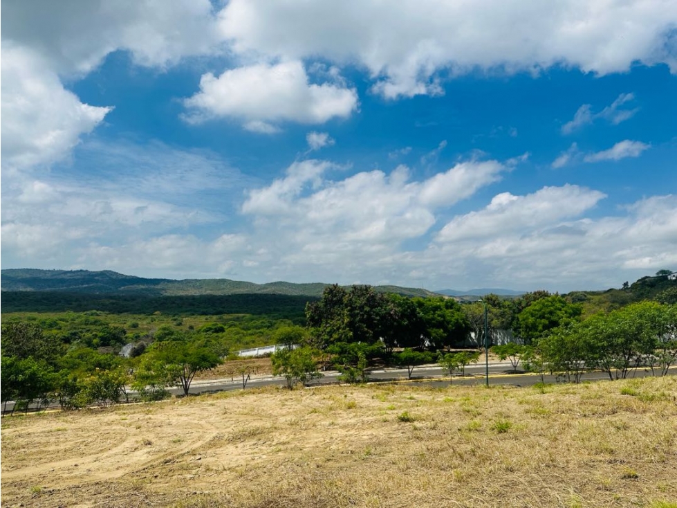 Terreno pendiente positiva de venta Urb. Montecristi Golf Club-Manabí. — foto 5