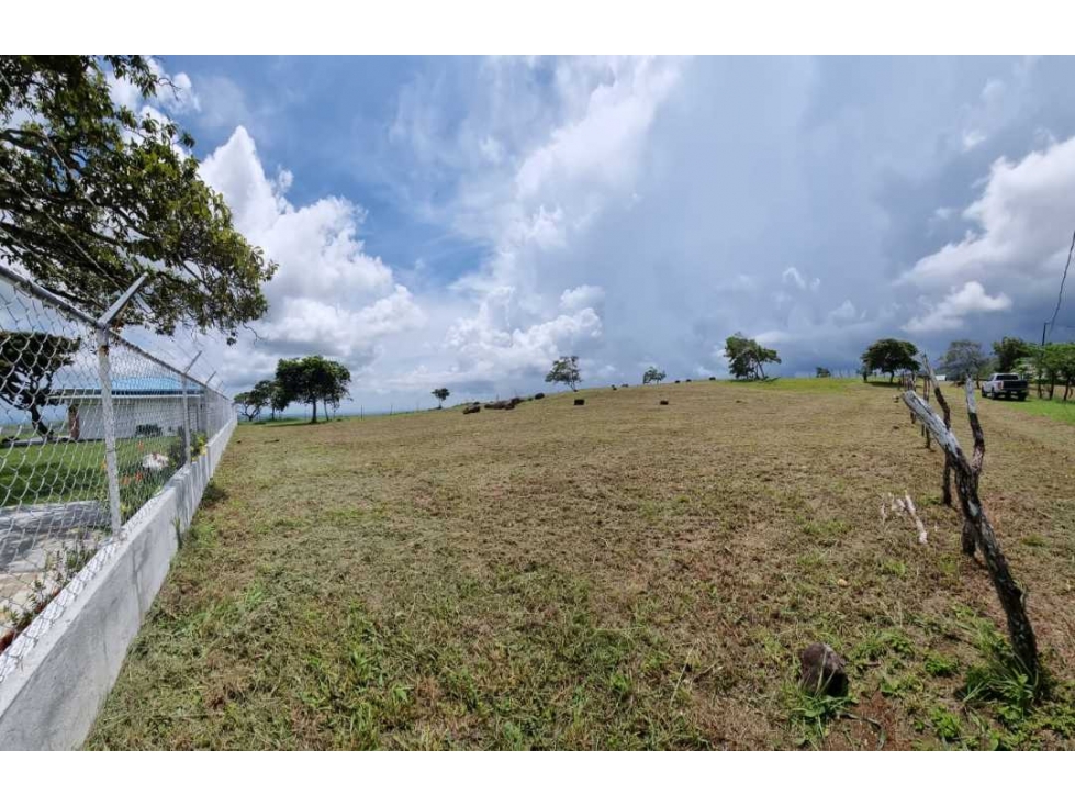 VENTA DE TERRENO LA LAGUNA DE SAN CARLOS - 4