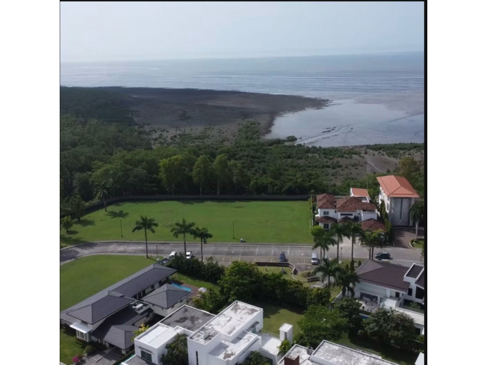 VENTA DE TERRENO UBICADO EN COSTA DEL ESTE 995 M2 JP