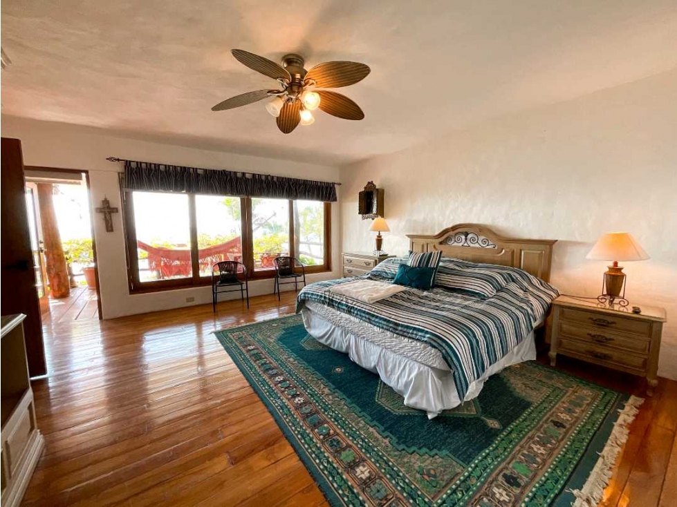 VENTA DE VILLA FRENTE AL MAR EN CORONADO, ÚNICA OPORTUNIDAD — foto 6