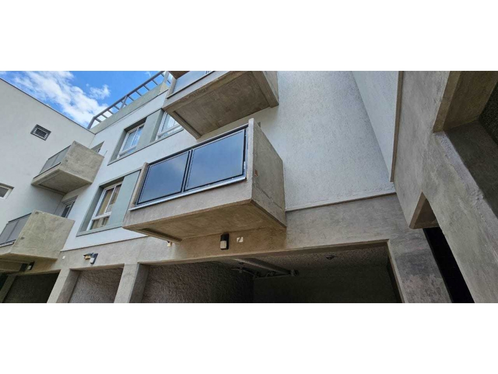 VENTA · DEPARTAMENTO · 1 DORM · G.CRUZ · CON COCHERA - 3