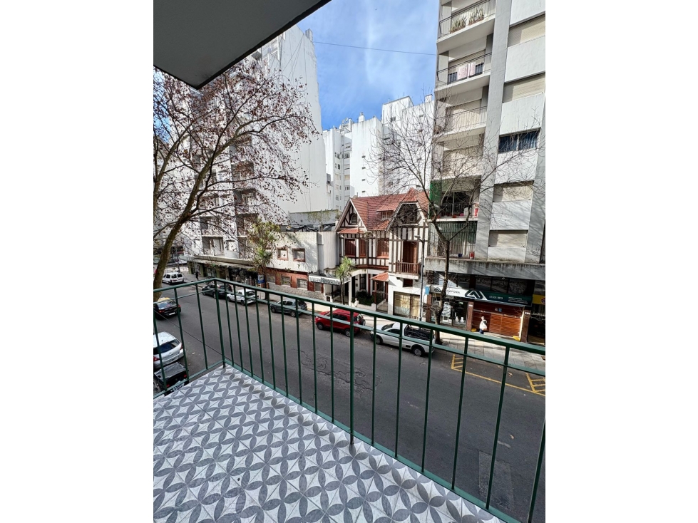 VENTA DEPARTAMENTO 2 AMBIENTES CON DEPENDENCIA RECICLADO - 4