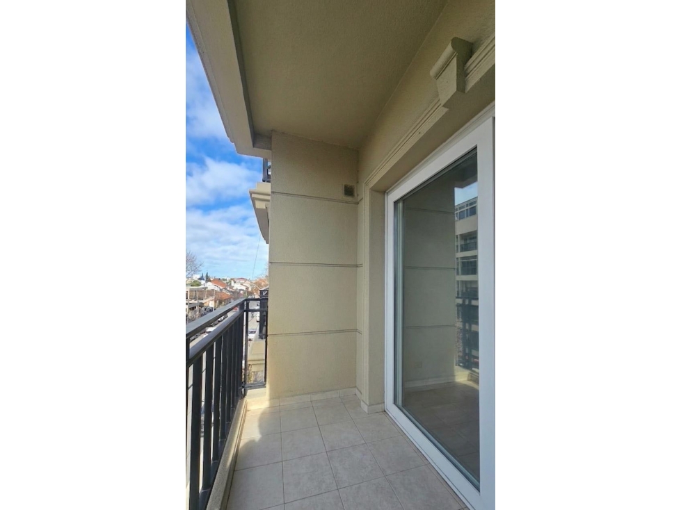 ALQUILER DEPARTAMENTO 2 AMBIENTES C/COCHERA CHAUVIN - 5
