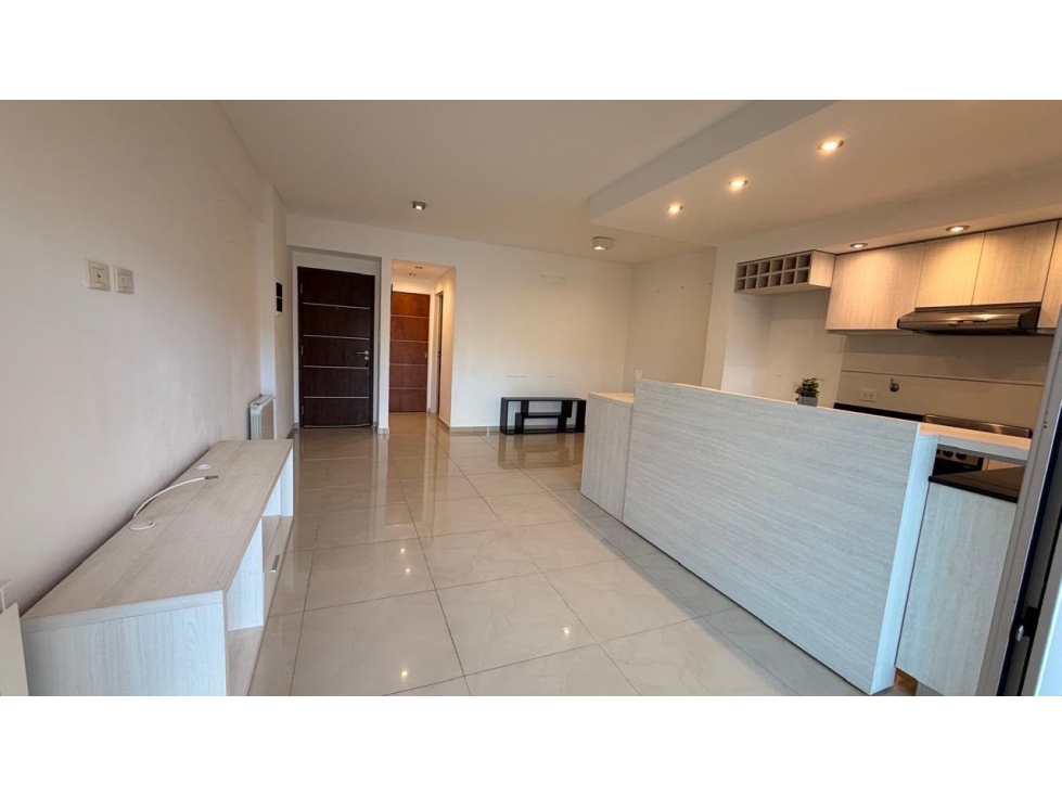 VENTA DEPARTAMENTO 2 AMBIENTES CON BALCON SALIENTE - 4