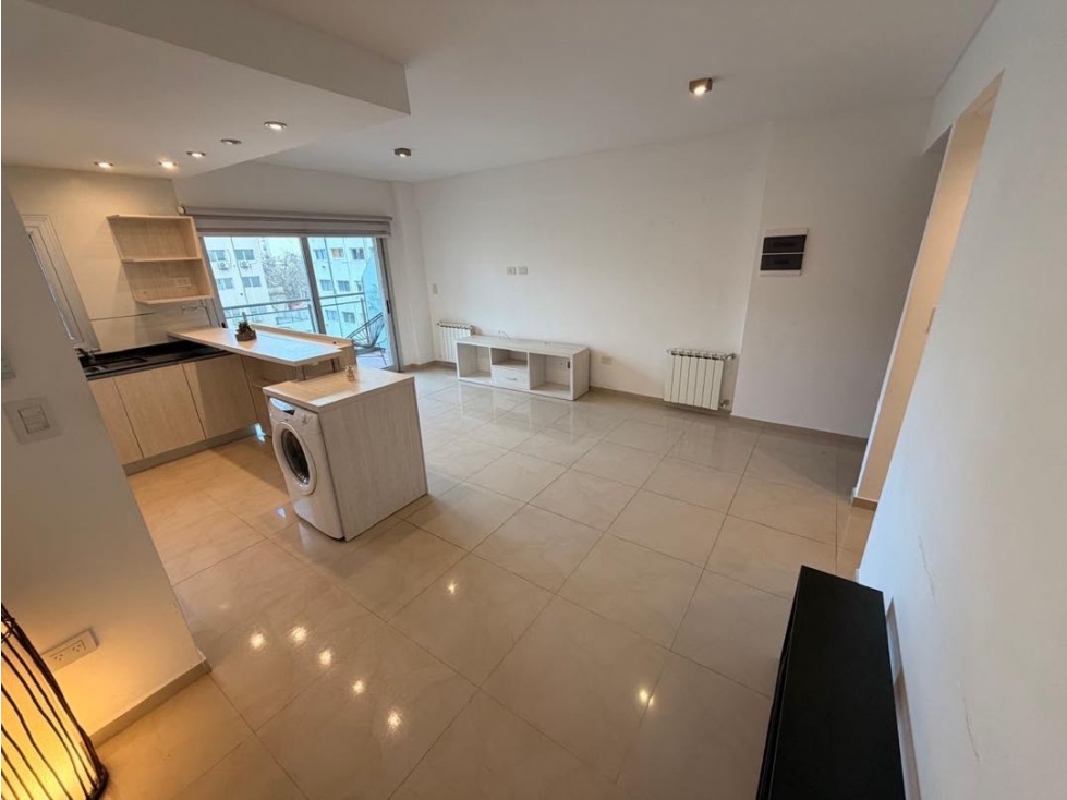 VENTA DEPARTAMENTO 2 AMBIENTES CON BALCON SALIENTE - 5