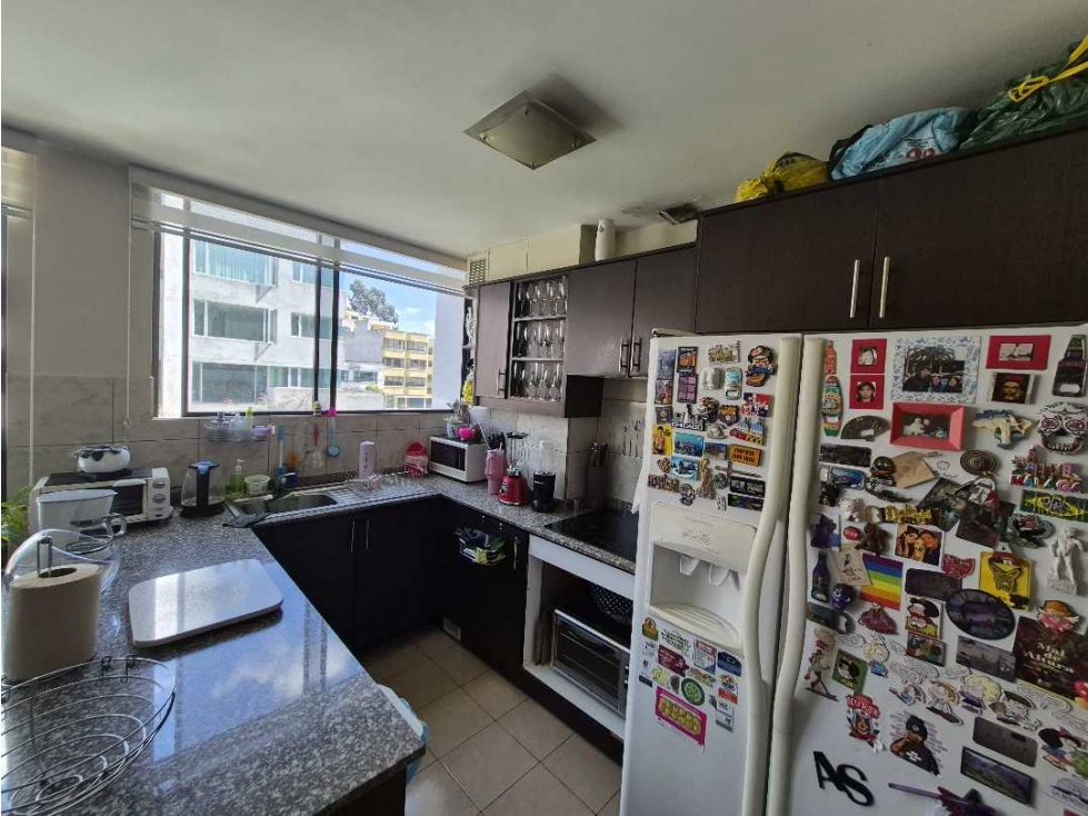 VENTA DEPARTAMENTO 2 HABITACIONES, PARQUEO, URB. JARDINES AMAGASI - 5