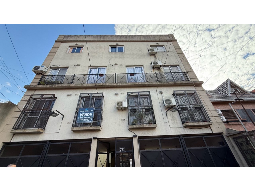 VENTA DEPARTAMENTO 3 AMBIENTES CON COCHERA DOBLE EN BANFIELD - 3
