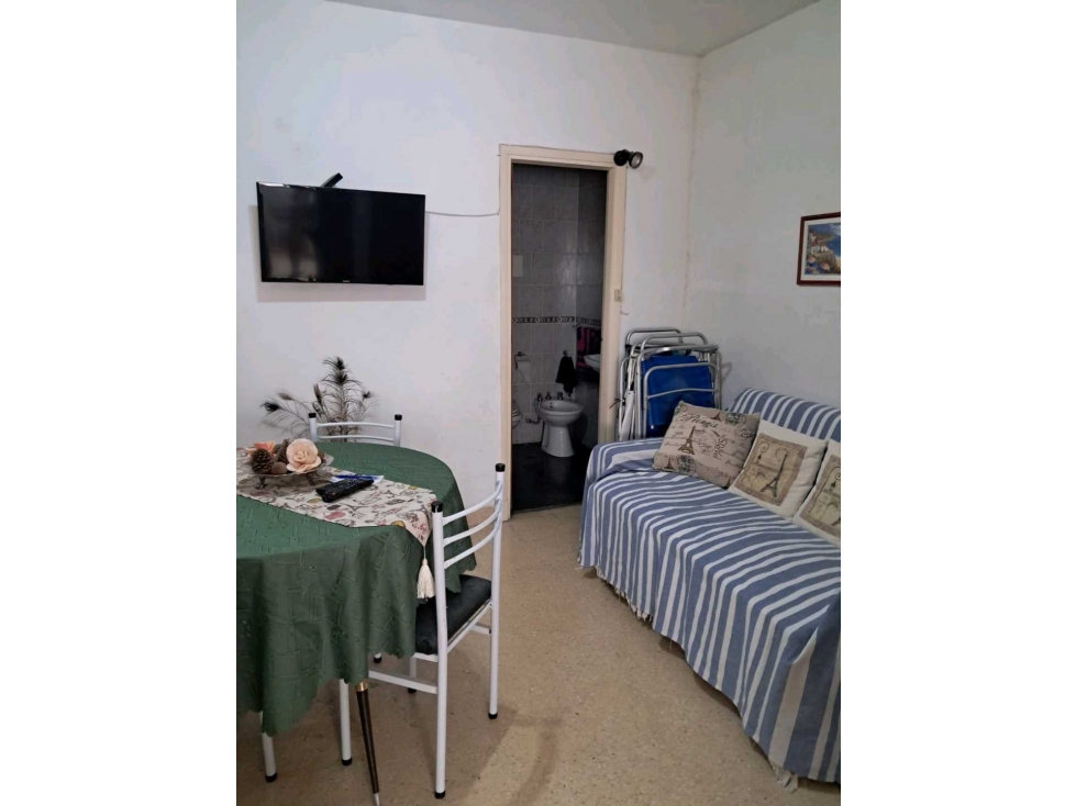 VENTA departamento ambiente y medio zona centro / Plaza Colon — foto 4