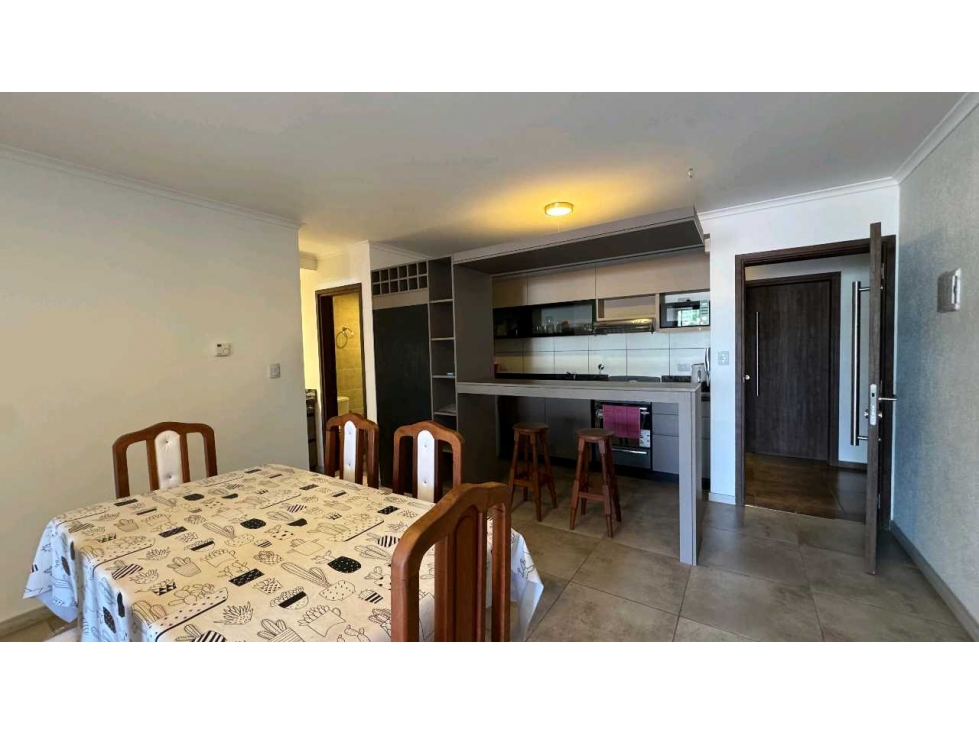 Departamento amoblado con pileta climatizada y cochera Carlos Paz — foto 3