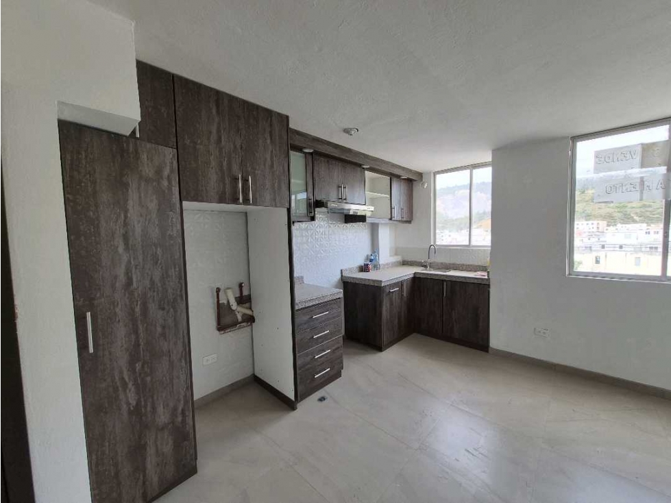 VENTA DEPARTAMENTO DÚPLEX 2 HABITACIONES, PARQUEO, CIUDAD BICENTENARIO — foto 4
