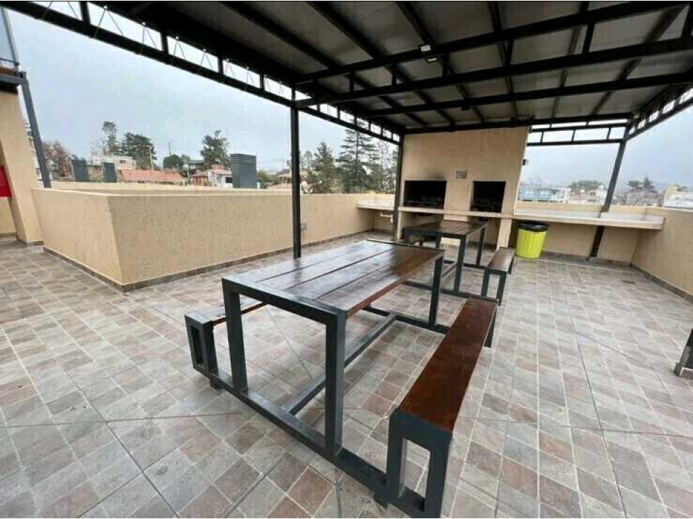 VENTA DEPARTAMENTO EN EDIFICIO MIRALEJOS 11Excelente oportunidad - 3