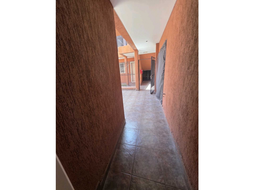 VENTA · DEPARTAMENTO · PLANTA BAJA · 1 DORM · COCHERA · GUAYMALLEN - 5