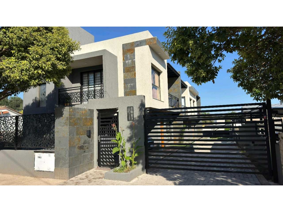 Venta departamento planta baja con patio 1 dormitorio carlos paz