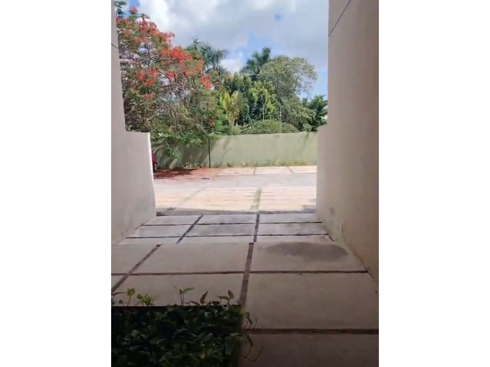 Venta Departamento Planta Baja en Temozon Burea