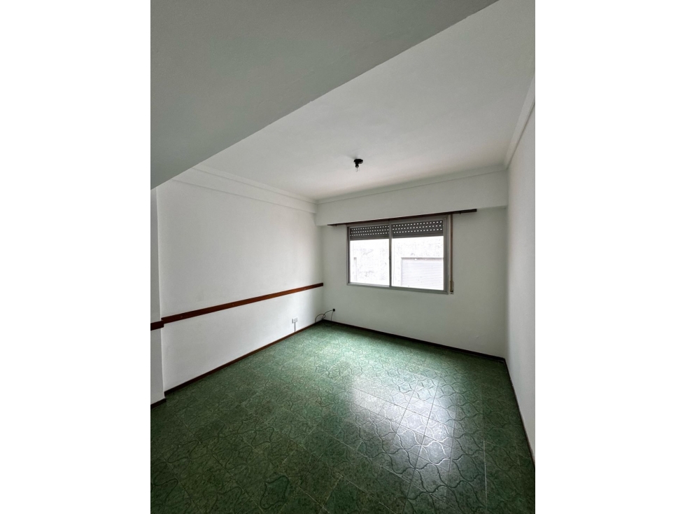 VENTA DEPTO. 2 AMB. C/ COCHERA FIJA. FRENTE AL MAR. PUNTA MOGOTES — foto 4