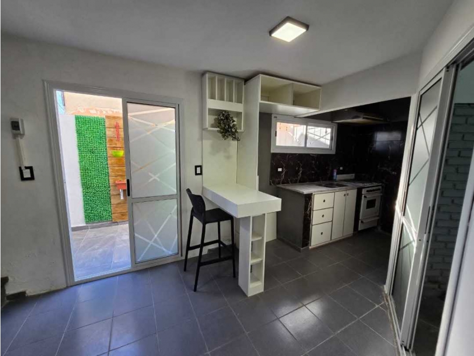 VENTA DÚPLEX DE 3 DORMITORIOS EN VILLA CARLOS PAZUbicado en Barrio - 2