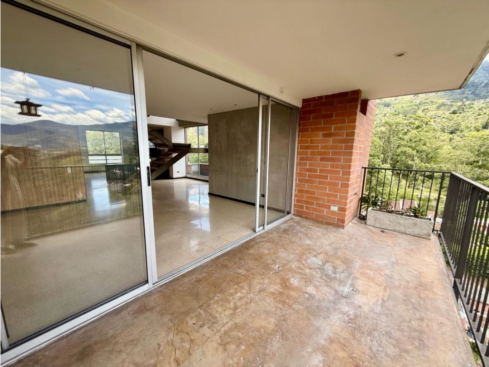 Venta Duplex PH San Lucas El Poblado vista abierta — foto 2