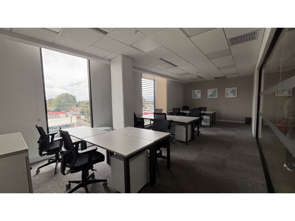 Venta/Arriendo Edificio 1.902m2 DOTADO 150ptos Vía P/cipal CL 127 SUBA — foto 2