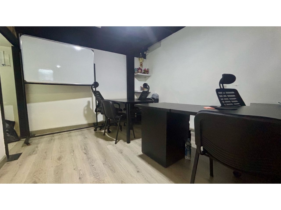 Venta Edificio 909m2 RENTANDO Vía Principal Cra 19 LOS CEDROS — foto 4